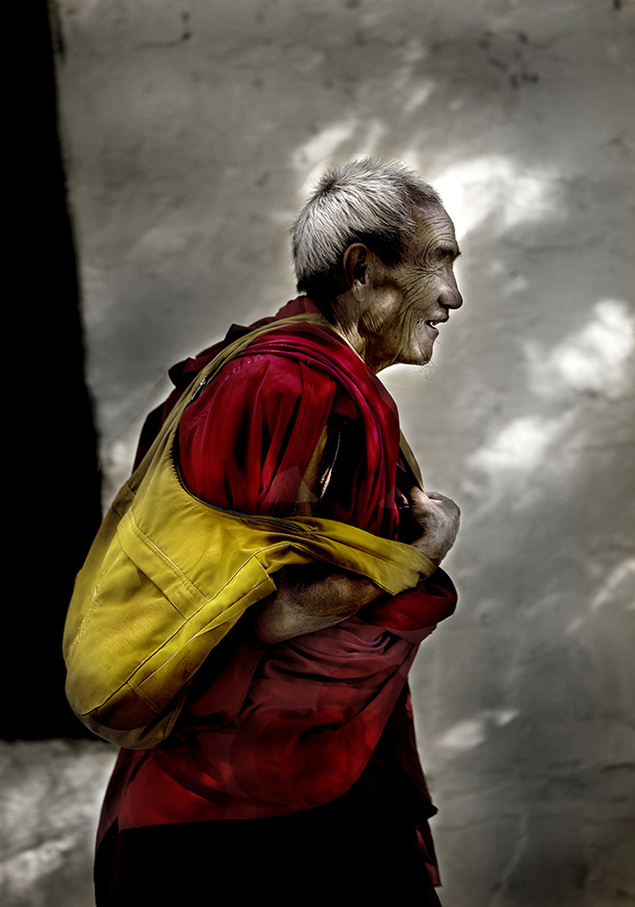 Lhasa Tibet China Kina 2011 Augusti FOTO JOACHIM NYWALL KOD0520002 COPYRIGHT KAMERAPRESS.SE ****BETALBILD**** Redovisas till: Kamerapress.se Vita Gavelns väg 10 426 71 Västra Frölunda Prislista: BLF, om ej annat avtalats