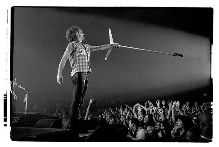 Göteborg 19930416 Scandinavium Bon Jovi Jon Bon Jovi FOTO JOACHIM NYWALL KOD0708840825 COPYRIGHT JOACHIMNYWALL:SE ****BETALBILD**** Redovisas till: Joachim Nywall Strandgatan 30 461 31 Trollhättan Prislista: BLF, om ej annat avtalats