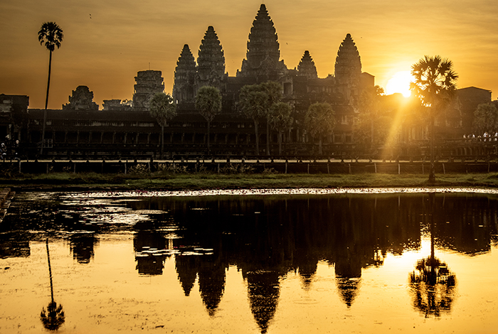 240107 Siem Reap Kambodja Tempel komplexet Angkor Wat SoluppgÂng vid Angkor Wat FOTO : JOACHIM NYWALL KOD 0708840825_1 COPYRIGHT JOACHIM NYWALL ***BETALBILD*** Redovisas till NYWALL MEDIA AB Villa Strˆmsvik 461 59 Trollh‰ttan Prislista enl BLF , om inget annat avtalas.